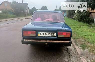 Седан ВАЗ / Lada 2107 2004 в Бердичеві