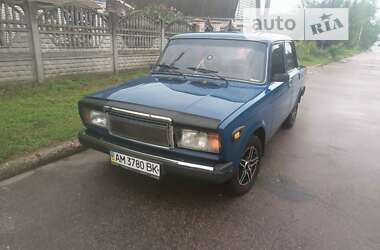 Седан ВАЗ / Lada 2107 2004 в Бердичеві