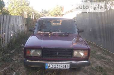 Седан ВАЗ / Lada 2107 2000 в Шпикові