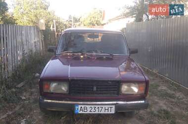 Седан ВАЗ 2107 2000 в 