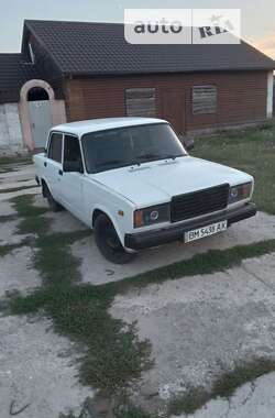 Седан ВАЗ / Lada 2107 2004 в Ромнах