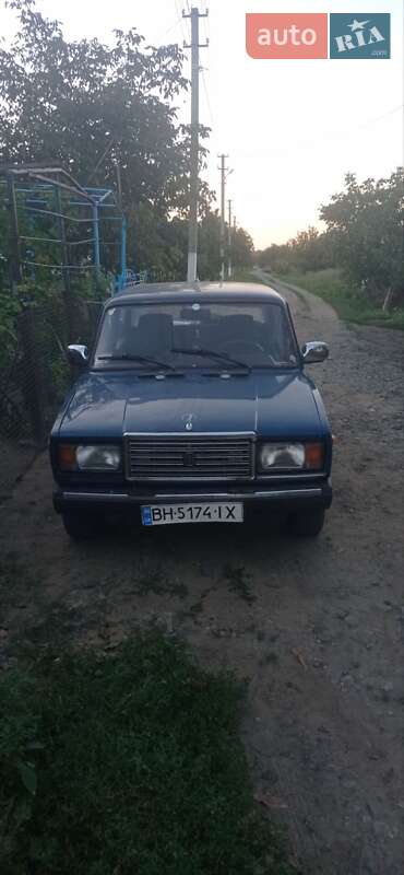 Седан ВАЗ / Lada 2107 2004 в Затишші
