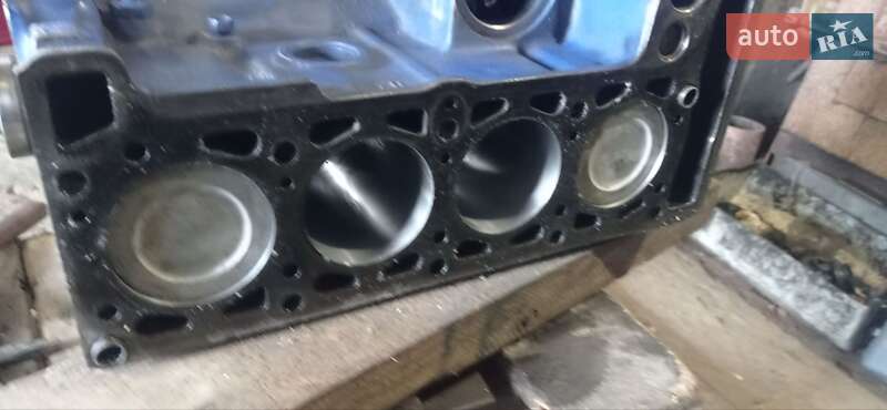 Седан ВАЗ / Lada 2107 2004 в Затишші