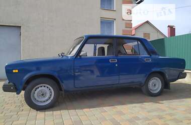 Седан ВАЗ / Lada 2107 2002 в Хмельнике