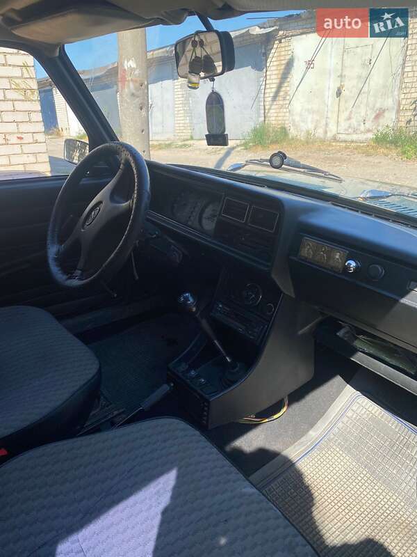 Седан ВАЗ / Lada 2107 2004 в Харкові