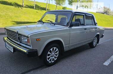 Седан ВАЗ / Lada 2107 2007 в Луцке