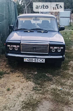 Седан ВАЗ / Lada 2107 1998 в Очакове