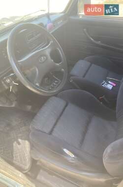 Седан ВАЗ / Lada 2107 2005 в Киеве