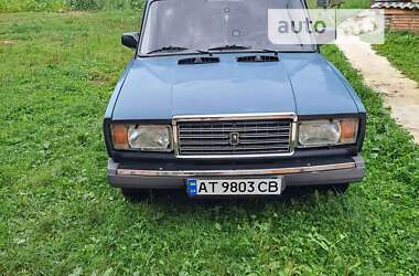 Седан ВАЗ / Lada 2107 2004 в Калуші