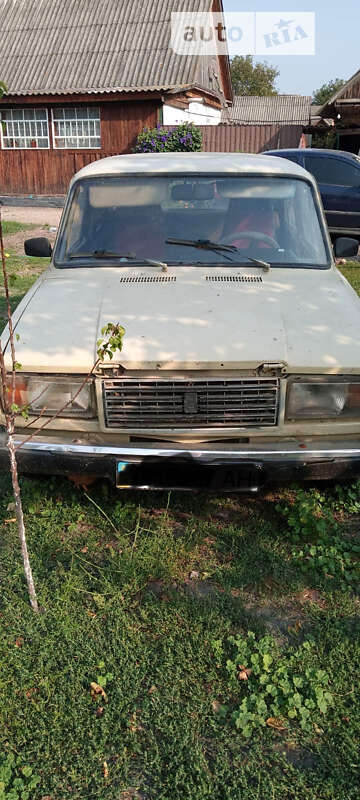 Седан ВАЗ / Lada 2107 1985 в Житомире