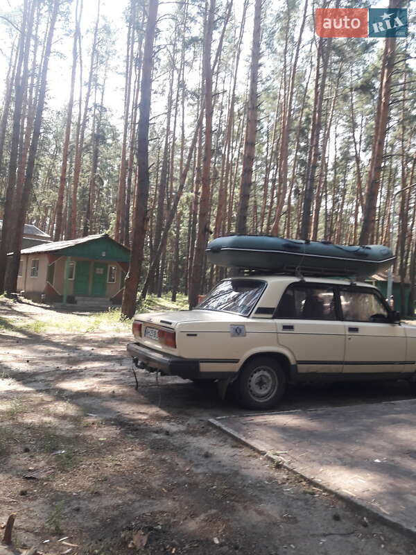 Седан ВАЗ / Lada 2107 1998 в Дніпрі
