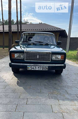 Седан ВАЗ / Lada 2107 2002 в Житомире