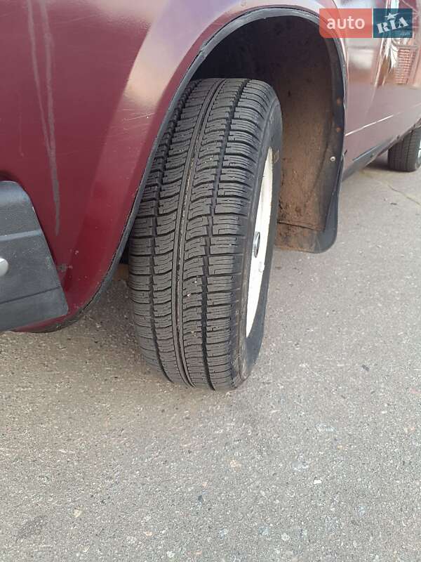 Седан ВАЗ / Lada 2107 2006 в Харькове