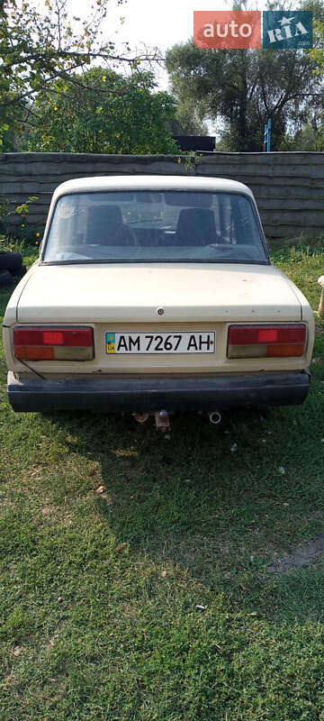 Седан ВАЗ / Lada 2107 1985 в Житомире