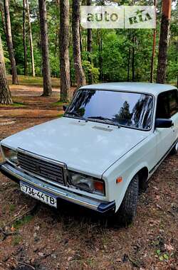 Седан ВАЗ / Lada 2107 1992 в Львове