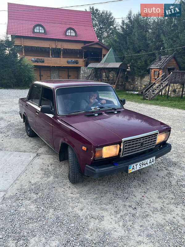 Седан ВАЗ / Lada 2107 1986 в Микуличині