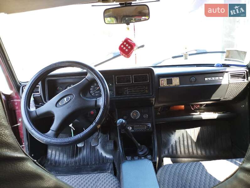 Седан ВАЗ / Lada 2107 2006 в Овруче