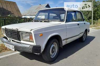 Седан ВАЗ / Lada 2107 1984 в Белой Церкви