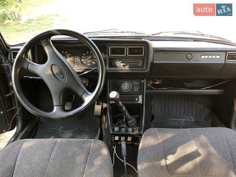 Седан ВАЗ / Lada 2107 1999 в Новомосковську