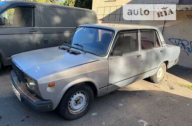 Седан ВАЗ / Lada 2107 2007 в Малодолинском