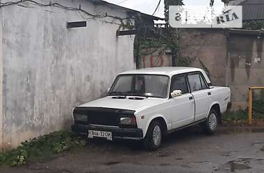 Седан ВАЗ / Lada 2107 2003 в Ізмаїлі