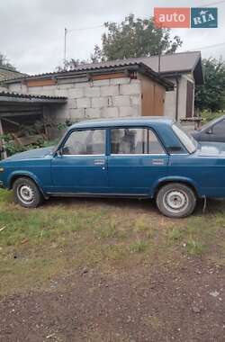 Седан ВАЗ / Lada 2107 2004 в Луцьку