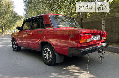 Седан ВАЗ / Lada 2107 1989 в Днепре