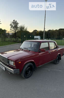 Седан ВАЗ / Lada 2107 2005 в Ивано-Франковске