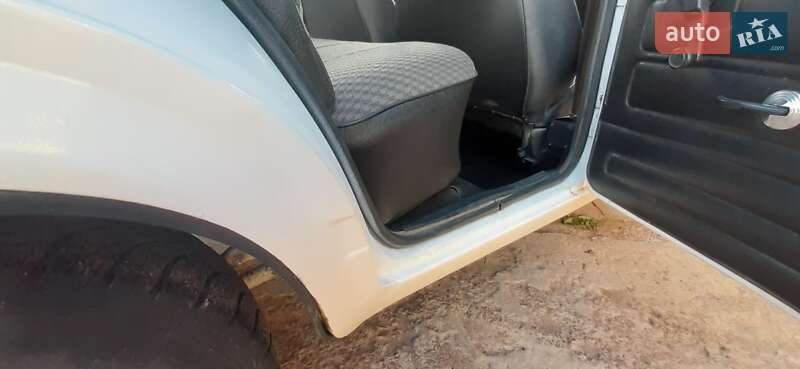 Седан ВАЗ / Lada 2107 2008 в Коростене фото 9 Седан ВАЗ / Lada 2107 2008 в Коростене