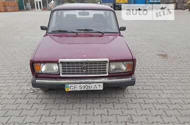 Седан ВАЗ / Lada 2107 2002 в Черновцах