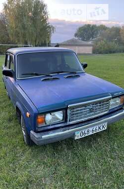 Седан ВАЗ / Lada 2107 2000 в Жашкове