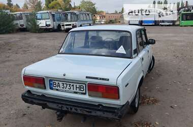 Седан ВАЗ / Lada 2107 1999 в Кропивницком