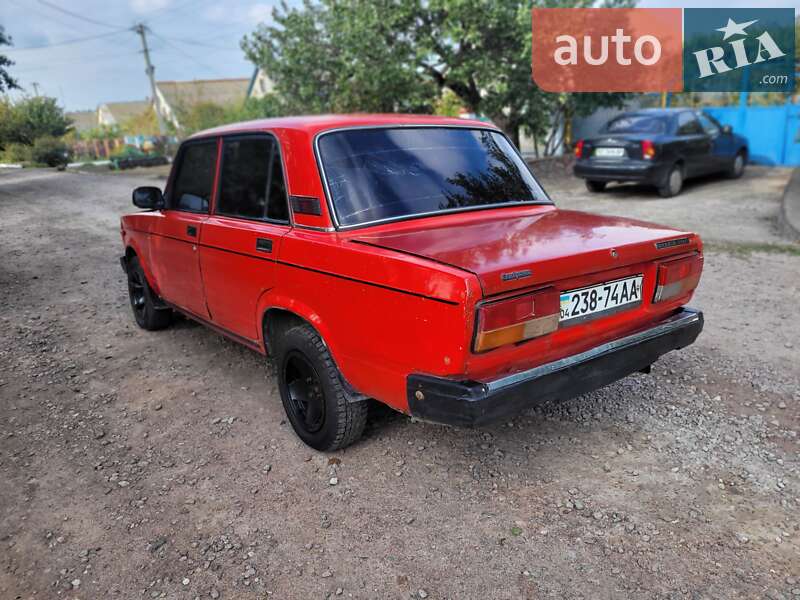 Седан ВАЗ / Lada 2107 1992 в Мар'янському