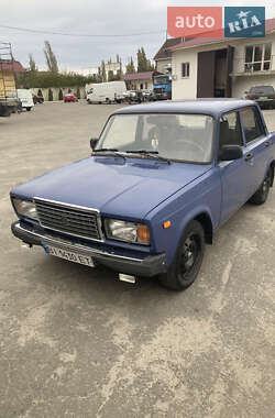 Седан ВАЗ / Lada 2107 2006 в Кременчуці