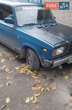 Седан ВАЗ / Lada 2107 2004 в Петропавлівці