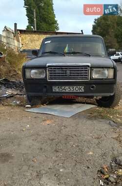 Седан ВАЗ / Lada 2107 2001 в Одесі