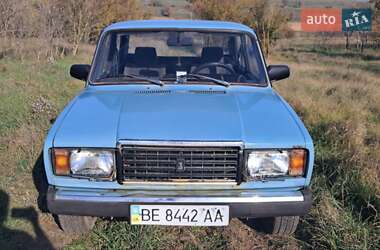 Седан ВАЗ / Lada 2107 1986 в Миколаєві