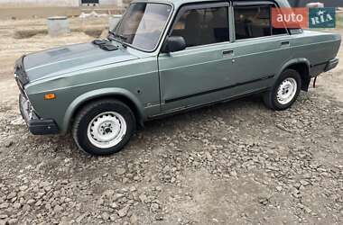 Седан ВАЗ / Lada 2107 2007 в Києві