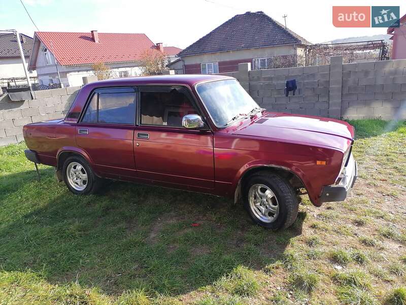 Седан ВАЗ / Lada 2107 2003 в Іршаві фото 2 Седан ВАЗ / Lada 2107 2003 в Іршаві
