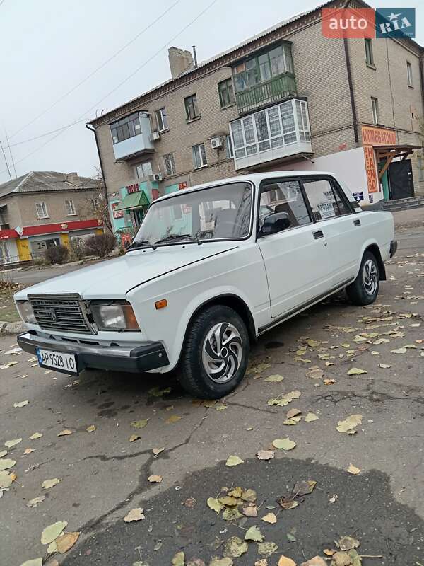 Седан ВАЗ / Lada 2107 2005 в Дружківці