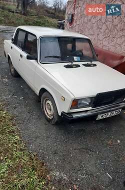 Седан ВАЗ / Lada 2107 1994 в Дубно