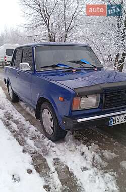 Седан ВАЗ / Lada 2107 2001 в Дунаевцах