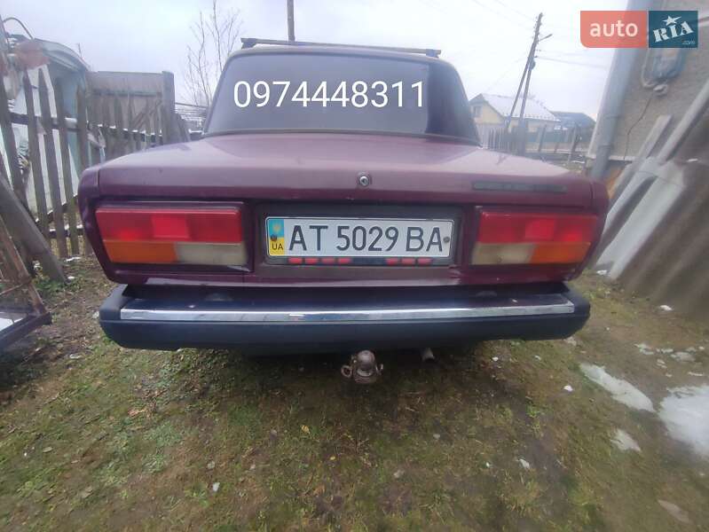 Седан ВАЗ / Lada 2107 2001 в Богородчанах