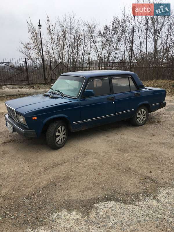 Седан ВАЗ / Lada 2107 2004 в Кропивницькому