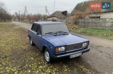 Седан ВАЗ / Lada 2107 2005 в П'ятихатках