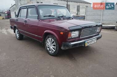 Седан ВАЗ / Lada 2107 2005 в Березному