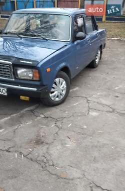 Седан ВАЗ / Lada 2107 2005 в Умані