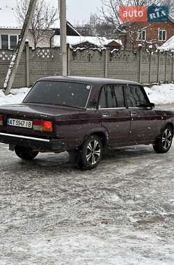 Седан ВАЗ / Lada 2107 2006 в Надвірній