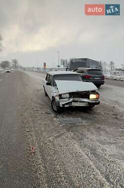 Седан ВАЗ / Lada 2107 2004 в Хмельницком