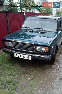 Седан ВАЗ / Lada 2107 2005 в Хусті